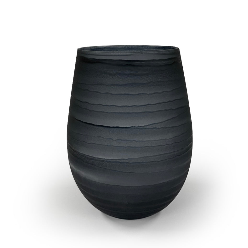 Black or white Wave candles INTRODUCTORY OFFER