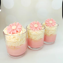 Daisy candle