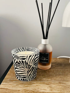 **Zebra candle