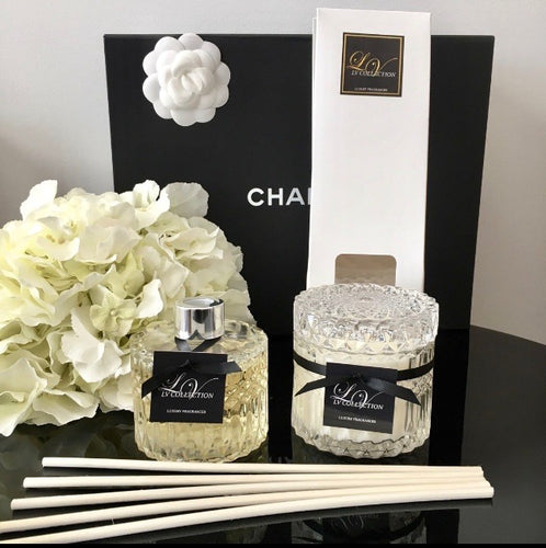 Bella glass canister candle with flat embossed lid